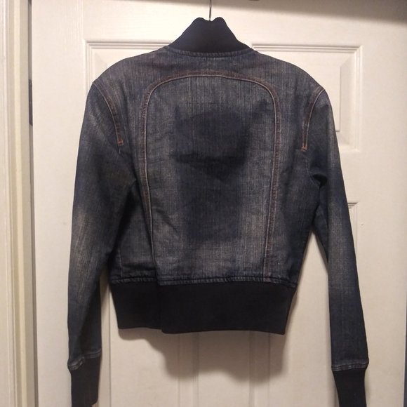 Cropped Jean Jacket - Picture 3 of 7